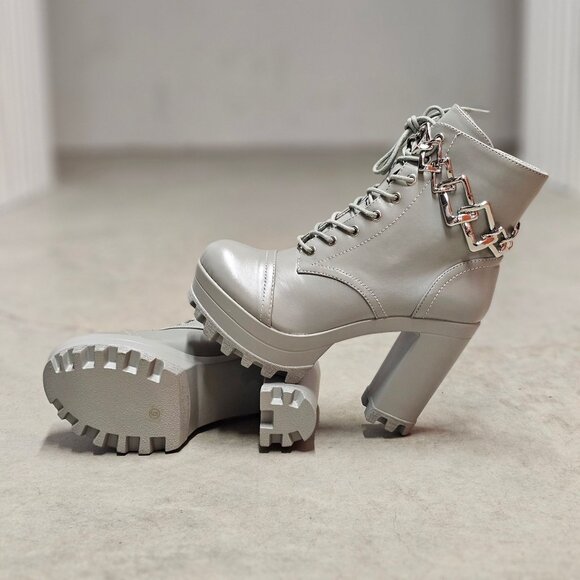 Chunky Platform Lace-Up Ankle Boots With Chain Detail In Light Olive Faux Leathe - Picture 2 of 7